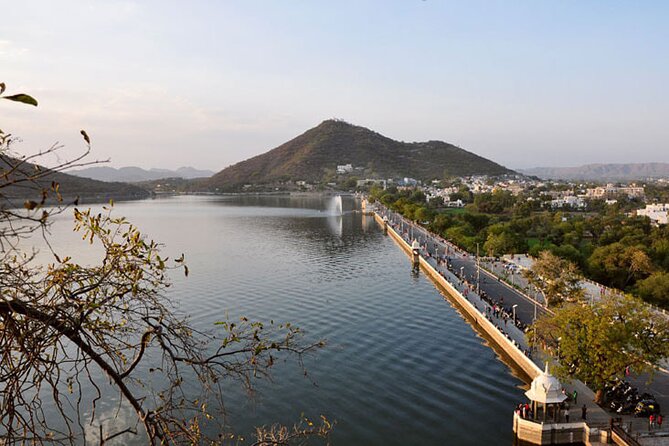 Full-Day Private Tour of the Best Instagram Spots in Udaipur - Meeting and Start Time