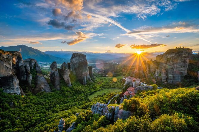 Full Day Private Tour To Meteora - Thermopylae - Delphi - Tour Itinerary