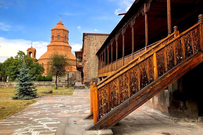 Gyumri, Black Fortress, Urban Life (Dzitoghtsyan) Museum - Meeting and Pickup Information