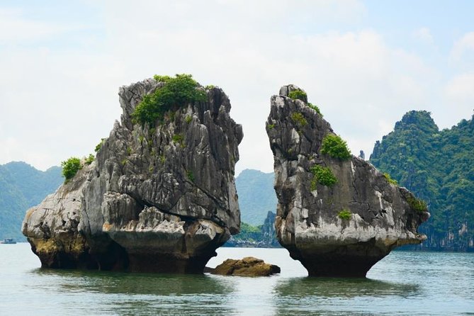 Halong Bay 2 Days 1 Night - Fantasea Cruise 3 Star - Price and Booking