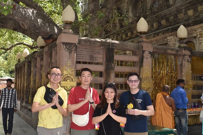 India: A Journey Through Hindu And Buddhist Pilgrimage - Enlightenment in Bodhgaya