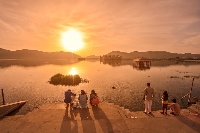 Jaipur Sunrise Tour With a Visit to the Morning Flower Market - Sunrise Experience