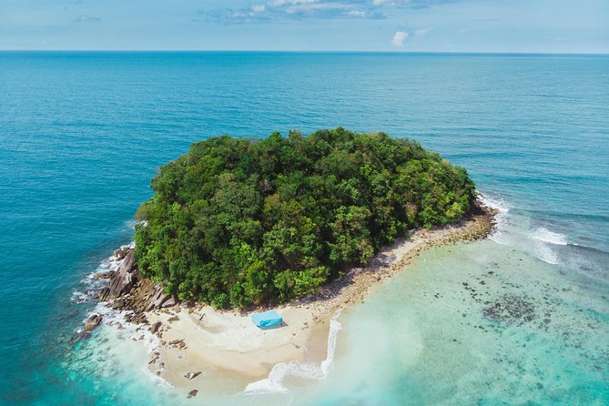 Kota Kinabalu P2 Private Island Scuba Discovery Tour + BBQ Lunch