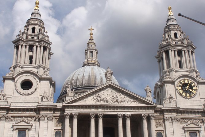 London Full Day Private Tour by Walking and Public Transportation - Contact Tourope UK