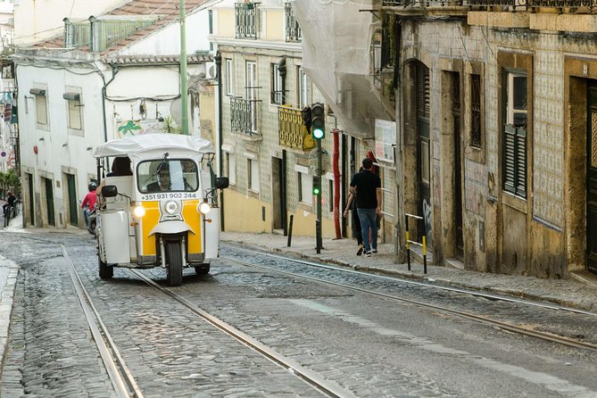 Old Town Sitway and Tuk Tuk Tour (Old Town and Viewpoints)