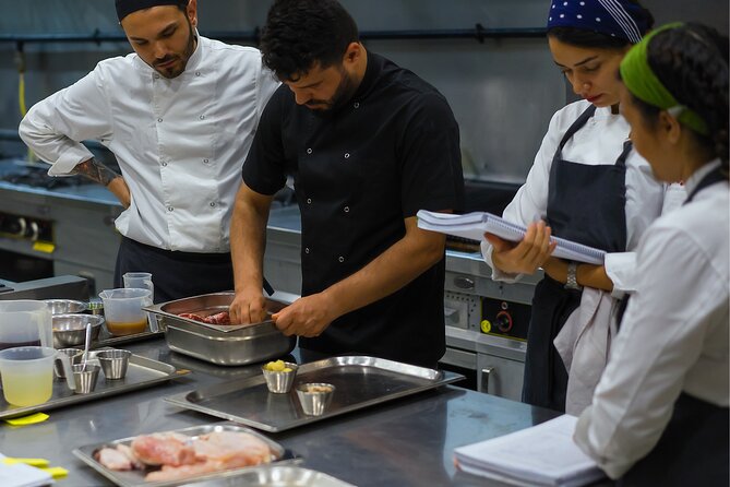 On the River: Aperitif, Cooking Class and Roman Dinner - Meeting Point Details