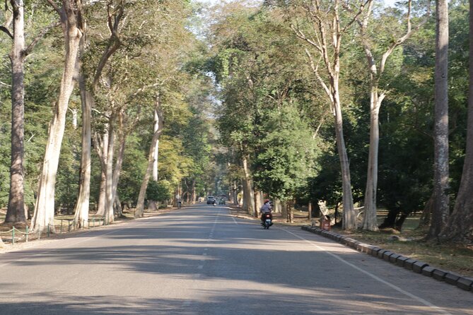 Phnom Penh City to Siem Reap Angkor Temples Sightseeing Tour - Additional Booking Details