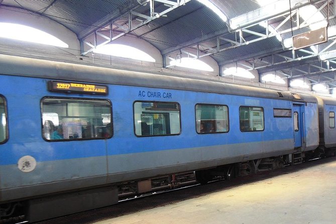 Private Day Tour Of Tajmahal With Gatimaan Express From Delhi - Meeting and Pickup Details