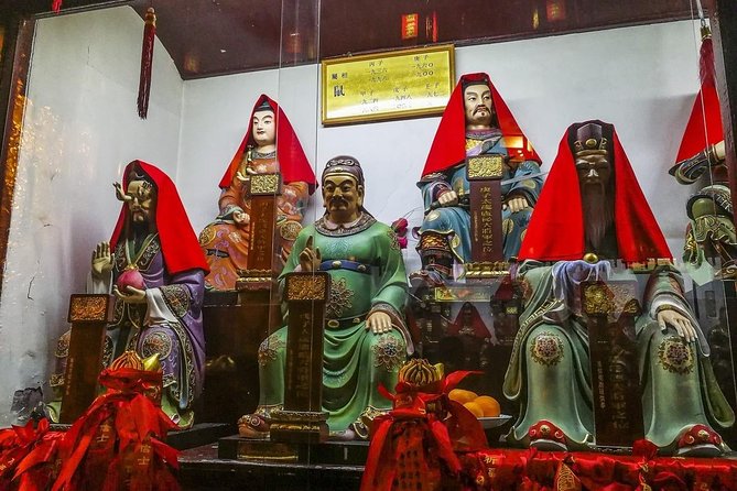 Private Day Tour to Catch the Highlights in Shanghai