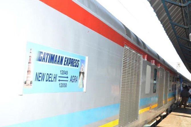 Private Day Trip of Taj Mahal and Agra Fort By Superfast Train - All Inclusive - Itinerary Overview