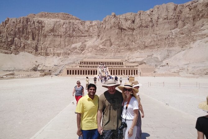 Private Guided Day Tour to East and West Banks in Luxor