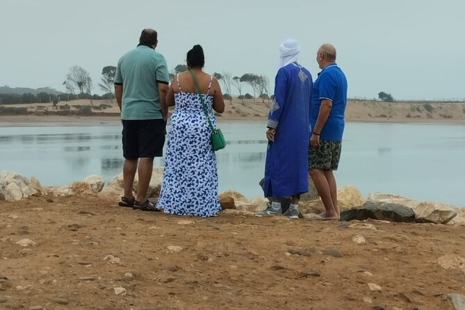 Private Small Sahara Experience Tour With Local Berber Lunch - Tour Overview