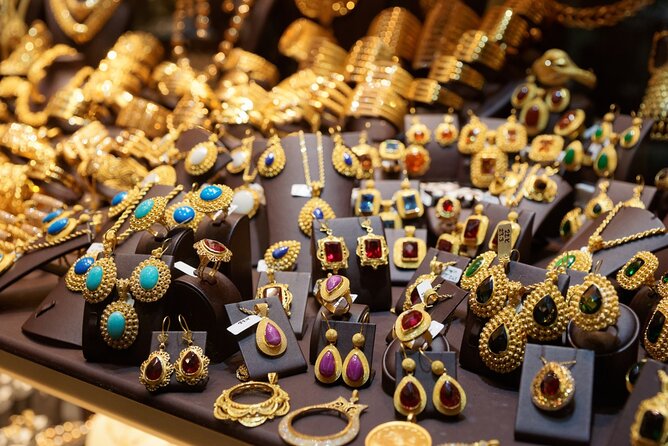 Private Tour Cairo Shopping Papyrus Perfume Bazar Cotton Shop - Bazaar Visit