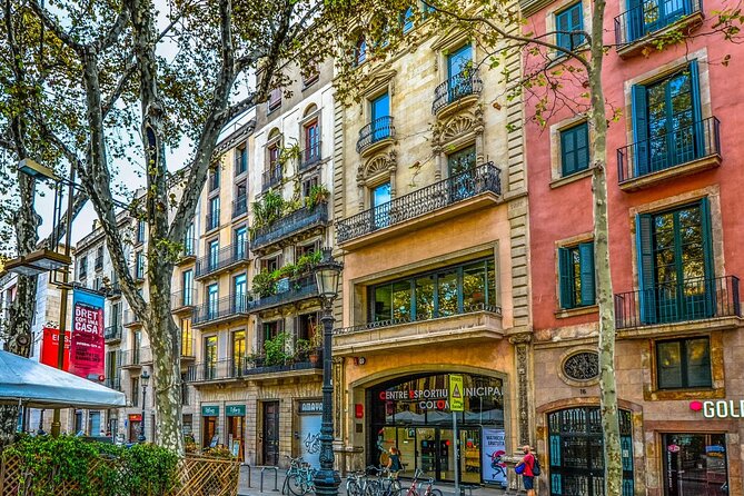 Private Tour of the Best of Barcelona - Sightseeing, Food & Culture With a Local - The Sum Up
