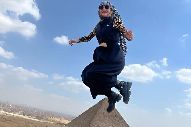 Private Tour to Giza Pyramids Memphis City and Sakkara Pyramid - Transportation Details