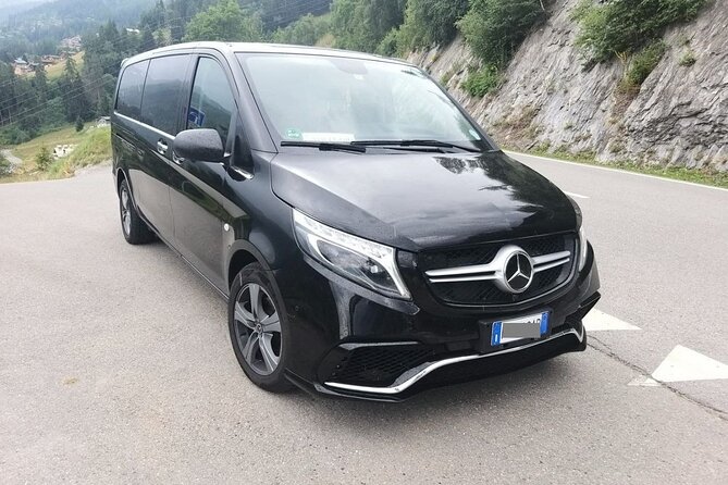 Private Transfer From Bremerhaven Port to Hamburg Airport (Ham) - Price and Booking