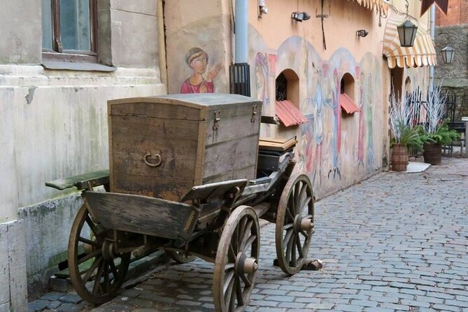 Private Walking Tour of Riga Old Town. LATVIA - Tour Guide Information