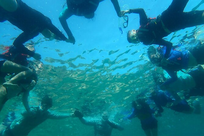 Rina Cave Sea Kayak Tour With Snorkeling and Picnic - Meal