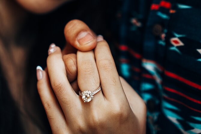 Romantic Hoi an Boat Proposal With Professional Photographer - Flexible Start Time Options