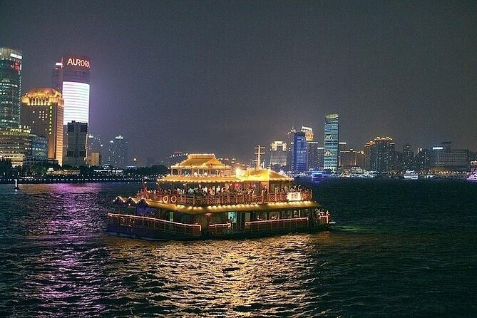 Shanghai Private Night Tour With Huangpu River Cruise and Buffet