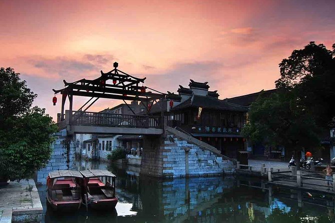 Small Group: Private Full-Day Tour of Tongli Water and Suzhou From Shanghai