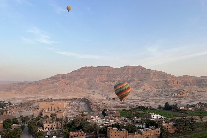 Sunrise Hot Air Balloon Soar Over Luxor. - Personalized Hot Air Balloon Ride