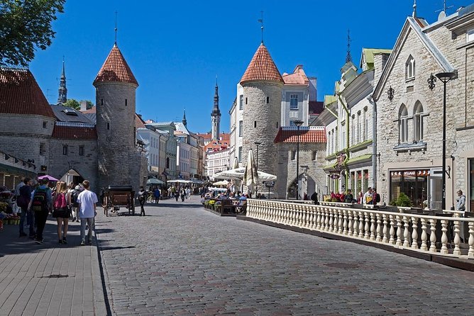 Tallinn Old Town Walking Join-in Shore Excursion