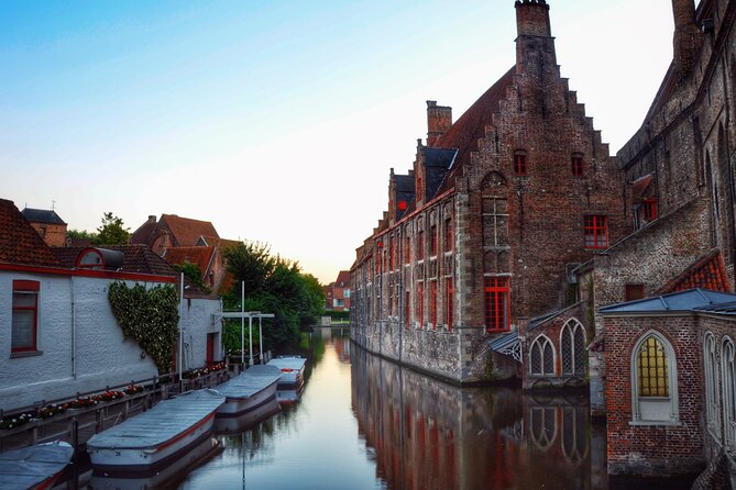 Touristic Highlights of Bruges on a Half Day Tour With a Local With Boat Ride - Pricing and Booking