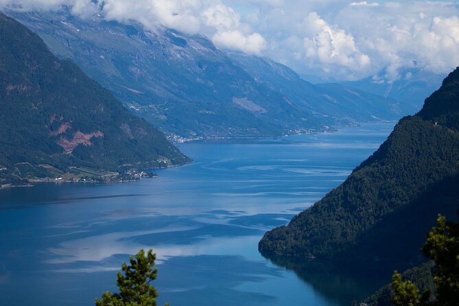 Train and Bus Tour From Oslo to Bergen via Hardangervidda/Fjord - Frequently Asked Questions