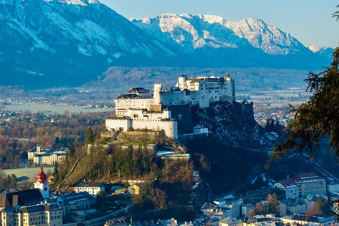 Transfer From Prague to Salzburg With Tour Stop in Cesky Krumlov