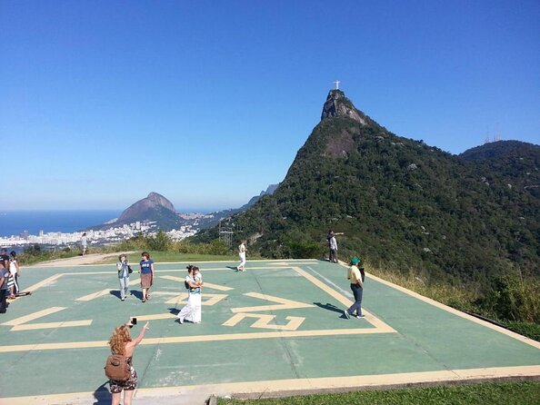 A Day in Rio - Cristo Redentor, Mirante Dona Marta, Escadaria Selaron - Good To Know