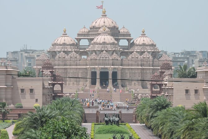 Agra-Delhi Transfer With Delhi Tour