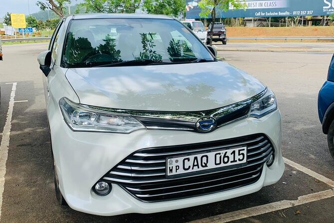 Airport Transfer: Colombo International Airport to Sigiriya