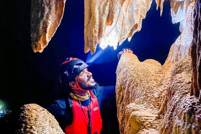 Al-Hoota Cave Adventure
