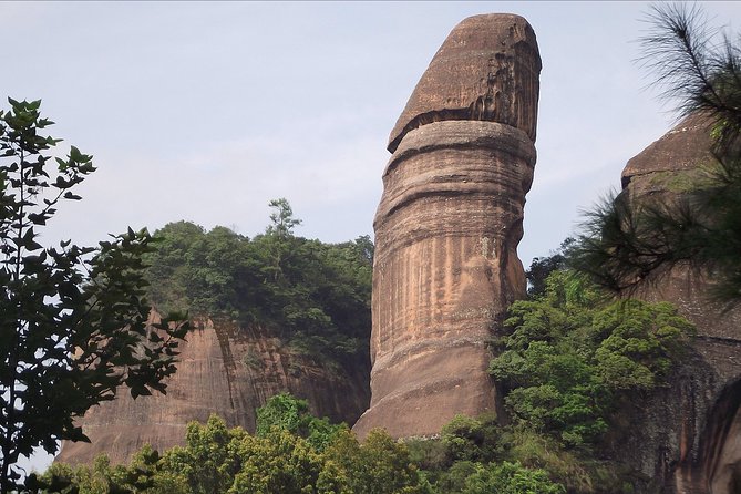 All Inclusive Private Day Trip to Danxia and Nanhua Monastery by Bullet Train From Guangzhou - Good To Know