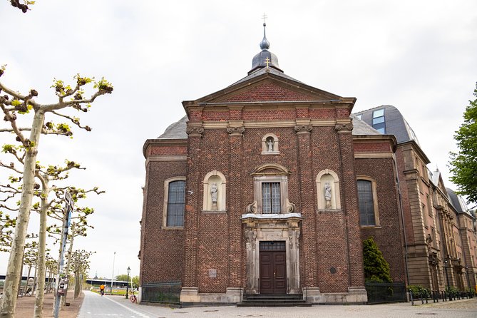 Architectural Dusseldorf: Private Tour With a Local Expert - Good To Know