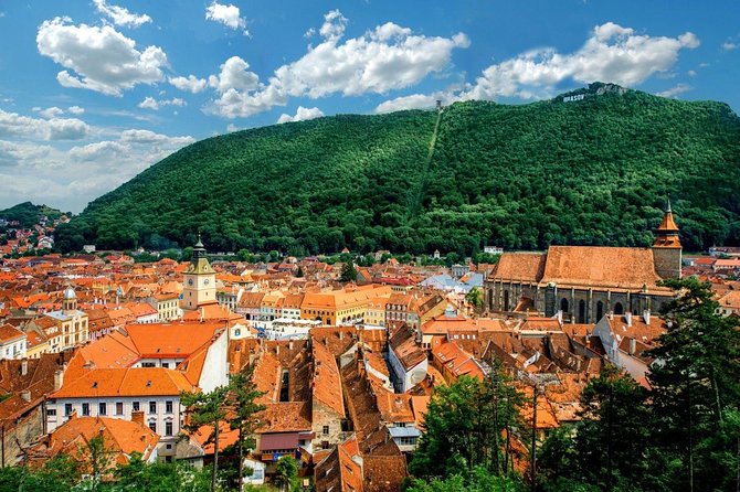 Arrival Private Transfer From Bucharest Airport OTP to Brasov in Business Car - Service Details