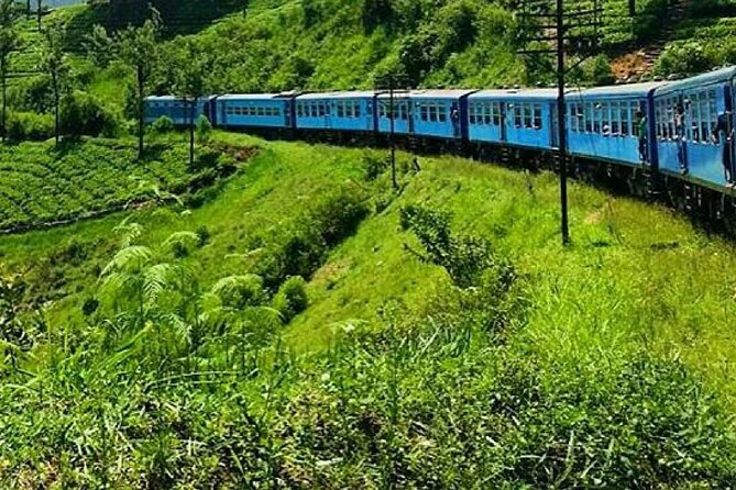 Badulla to Kandy Train Ride on (Train No: 1006 Podi Menike) - Good To Know