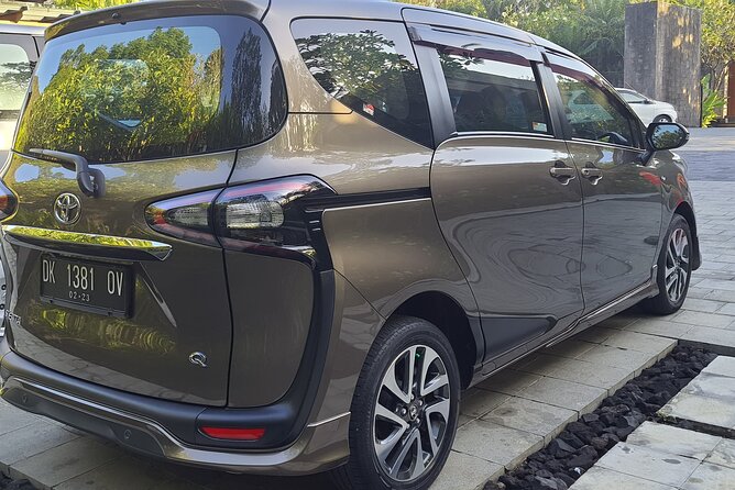 Bali Airport Transfer Check in or Check Out Seminyak Luxury Car - Good To Know