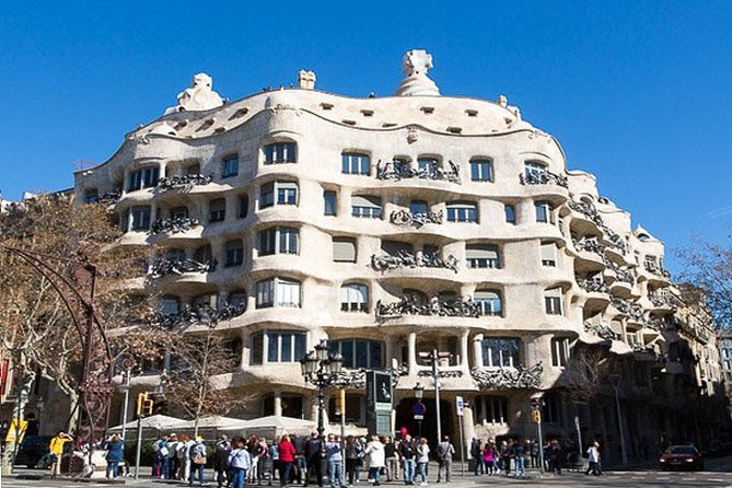 Barcelona City + La Roca Village Tour - Good To Know