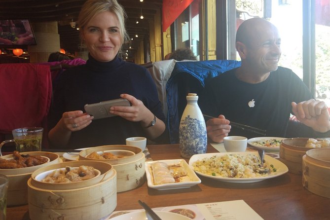 Beijing Evening Tour: Chaoyang Acrobatic Show With Dimsun Dinner - Good To Know