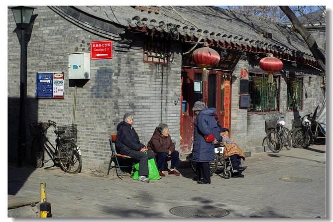 Beijing Hutong Walking With Nanluoguxiang And Drum Tower - Good To Know