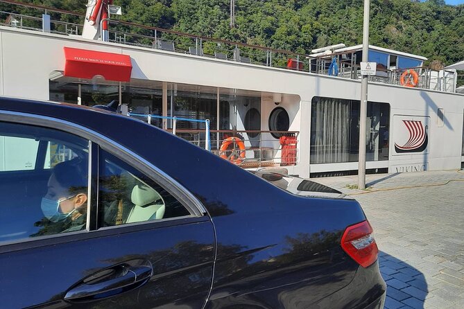 Book Your Private Transfer From Prague to Passau for Max 8 People - Good To Know