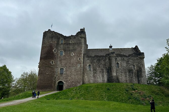 Castles, Kirk and Lochs Tour From Glasgow