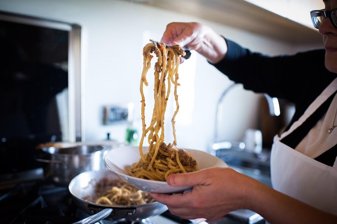 Cesarine: Market Tour & Typical Dining at a Locals Home in Turin - Good To Know