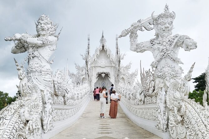 Chiang Rai Tour: White Temple, Golden Triangle, Boat Ride to Laos - Good To Know