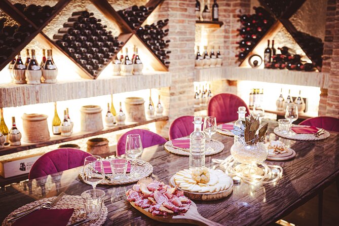 Chianti Lunch With Wine Tasting at Poggio Ai Laghi Winery - Good To Know