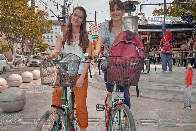 City Cycling Tour in Yogyakarta With English/Italian/French Guide - Good To Know