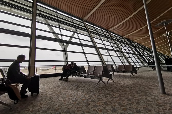 Colombo Airport (CMB) to Pelwehera Village Resort, Dambulla Private Transfer - Schedule and Logistics