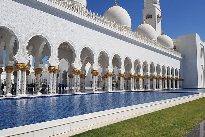 Cultural Tour at Abu Dhabi Grand Mosque and BAPS Hindu Temple - Good To Know